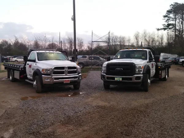 Roadside Towing & Collision - photo 4