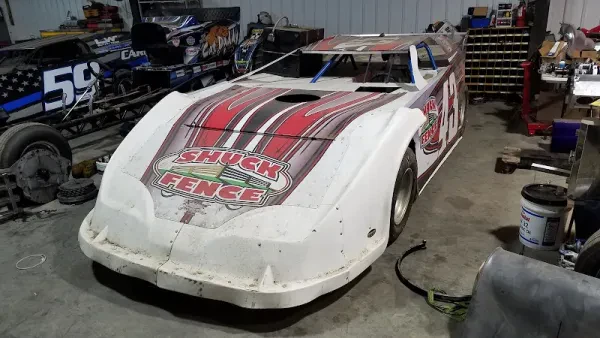 Carey's Towing & Recovery - photo 3