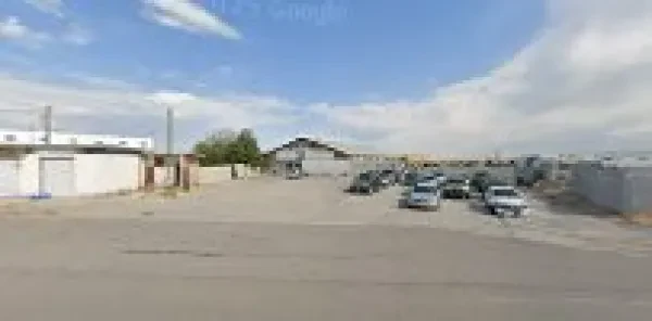 Western Auto Wrecking - photo 2