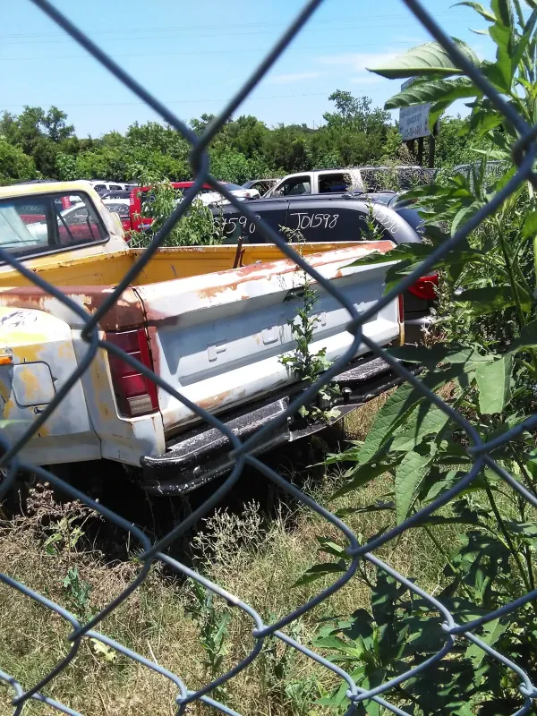 Burnet Auto Salvage - photo 3