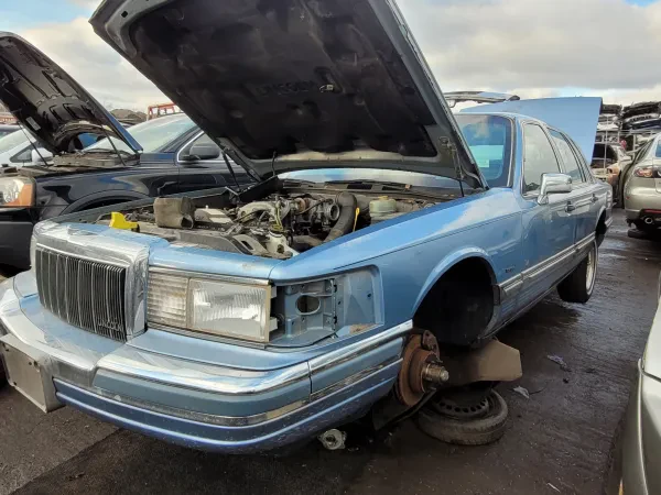 Victory Auto Wreckers - photo 4