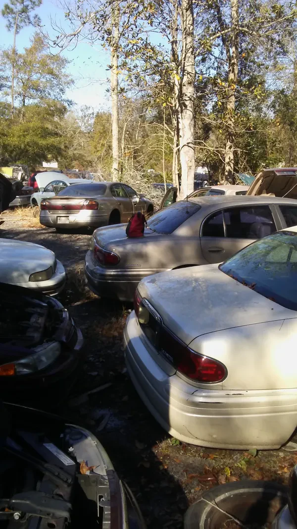 Larry's 1st Stop Auto Parts - photo 3
