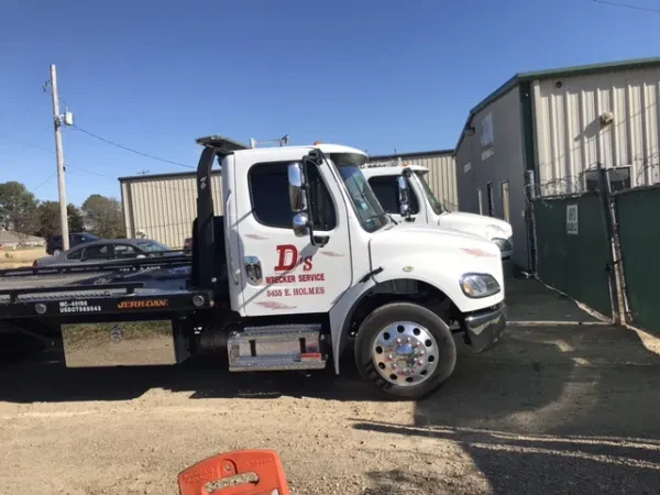 D's Wrecker Service - photo 2