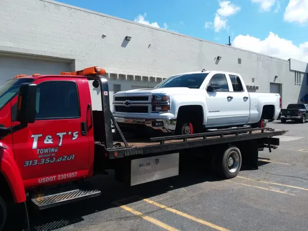 T & T's Towing - photo 4