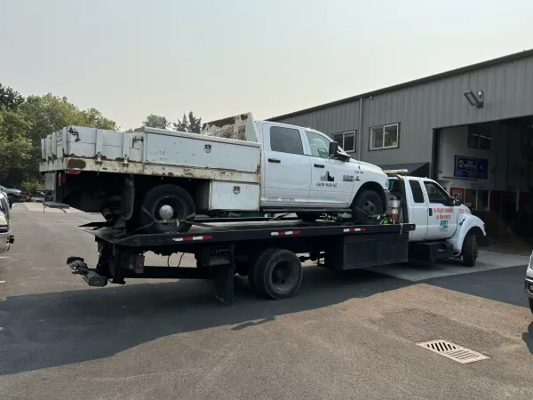 Seattles Towing - photo 2