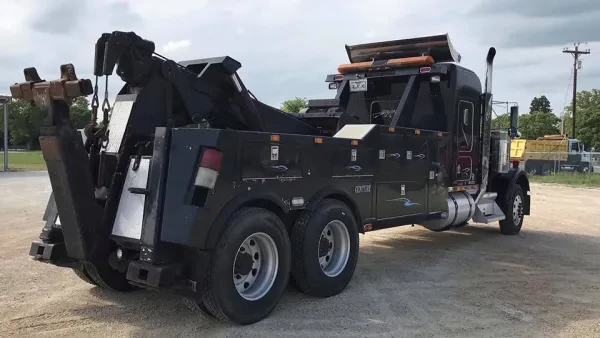 Des Moines Towing Service - photo 3