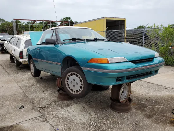 Glueck's Auto Parts II Inc - photo 4