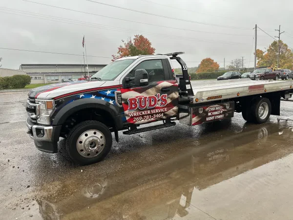 Bud's Wrecker - Battle Creek - photo 2