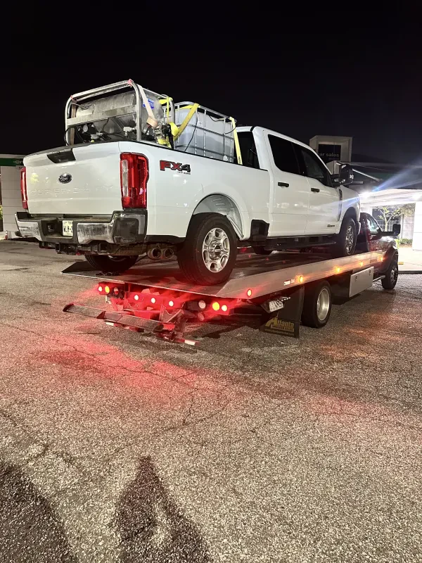 D & C Towing Service and Roadside Assistance - photo 2