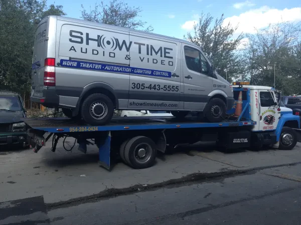 G&D Towing & Roadside Assistance - photo 2