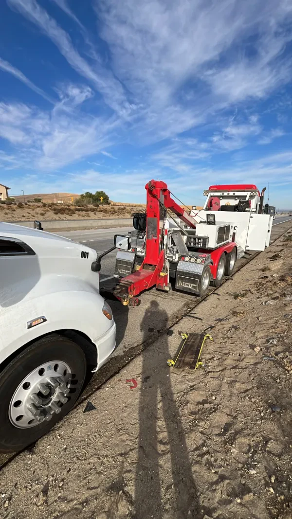 Big Rig Service & Semi Truck Towing - photo 3