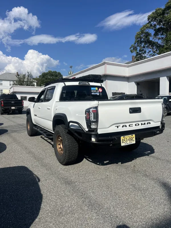 382 Collision Center - photo 3