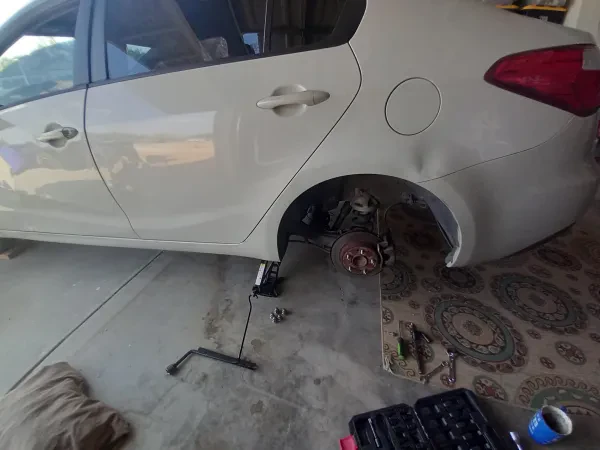 Julian's Autobody & Repairs - photo 2