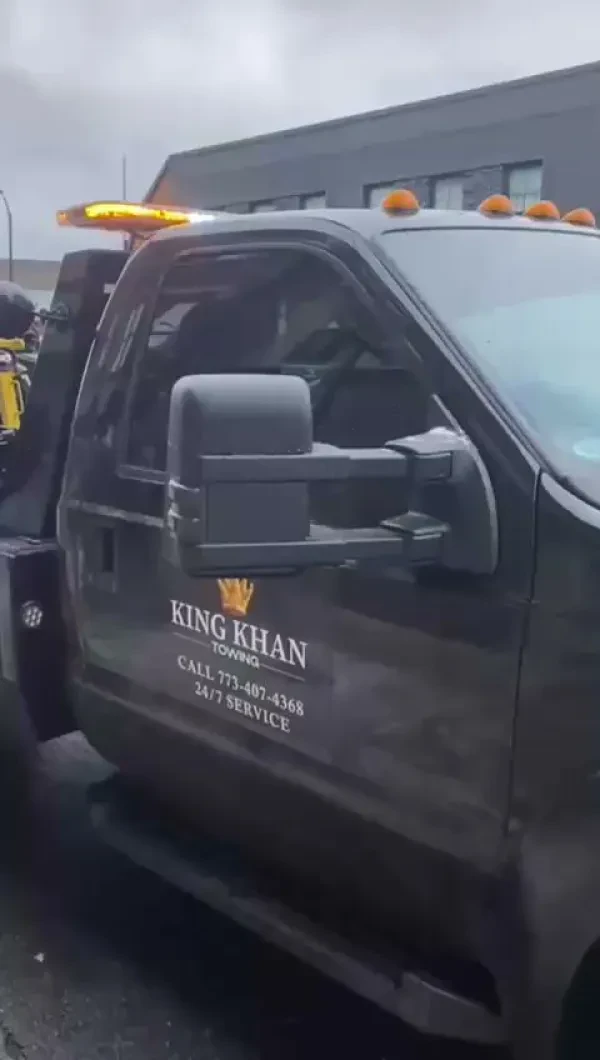 King Khan Towing INC - photo 2