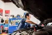 Leo & Son Garage
