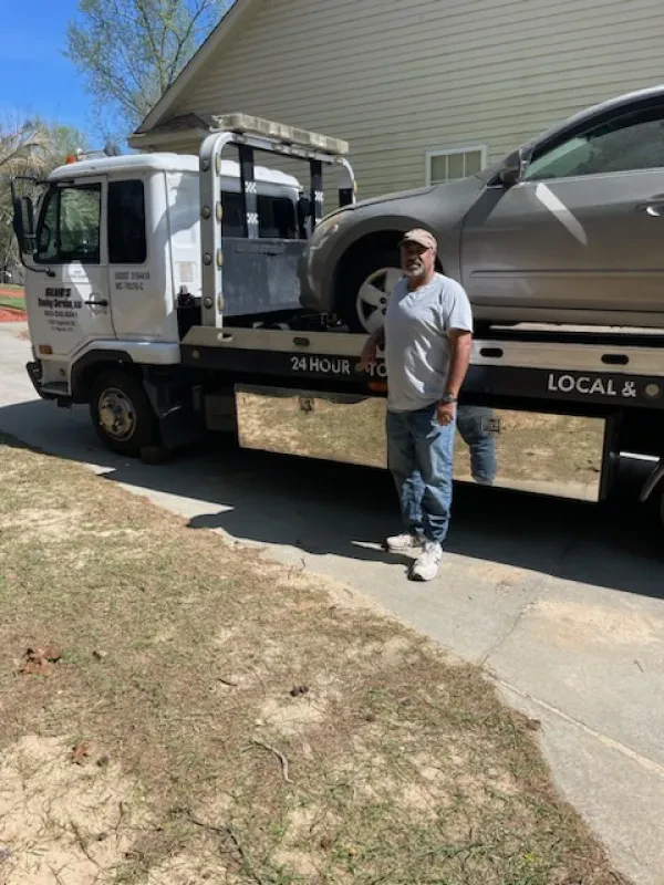 GLUB'S Towing Service - photo 3