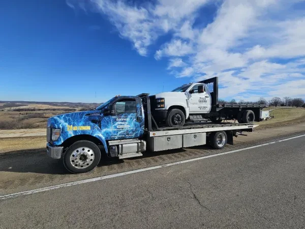Gateway Towing, L.L.C.- Gateway Auto Service Center - photo 3