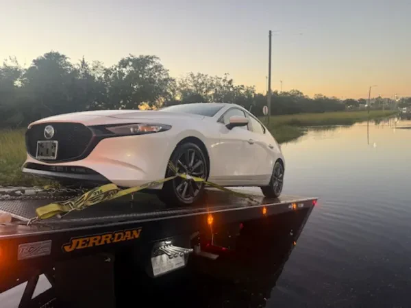 ECLuxx Towing & Recovery - photo 2