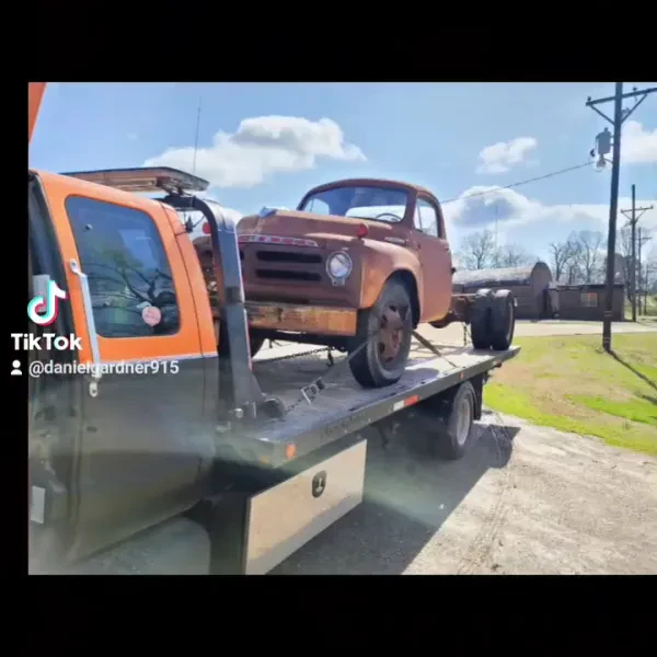 Gardner's Towing - photo 2