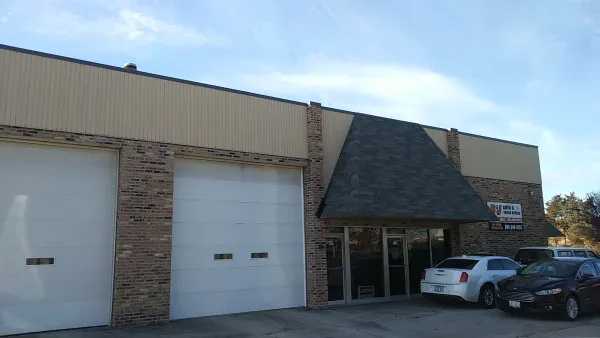 B & J 24 Hour Towing - photo 2