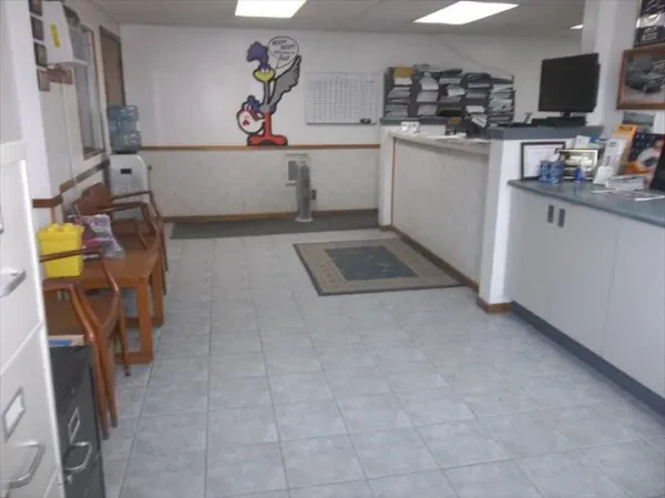 B & K Auto Rebuilders - photo 4