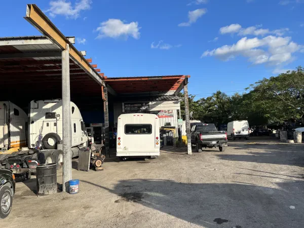 Remaca Truck Repair Inc - photo 3