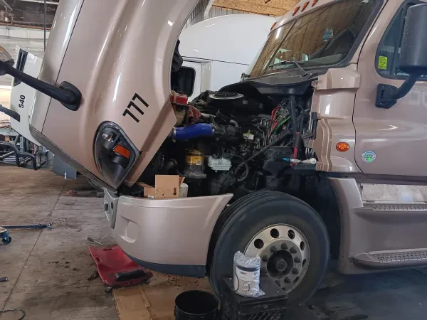 Parkwood Truck Repair Inc. - photo 3