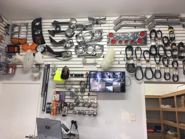 SouthBay Truck Parts And Road Side Service - photo 2