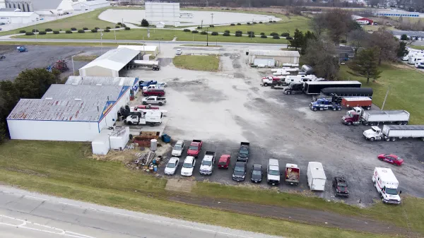 Route 66 Truck & Auto Repair - photo 3