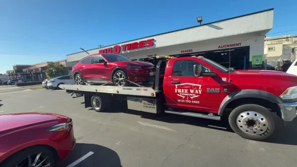 Freeway Towing - photo 3