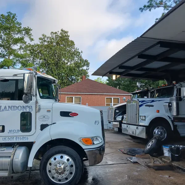 Landon's Towing & Recovery - photo 2