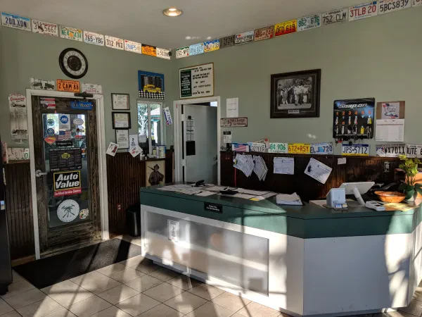 ULTIMATE AUTO SERVICES - photo 2