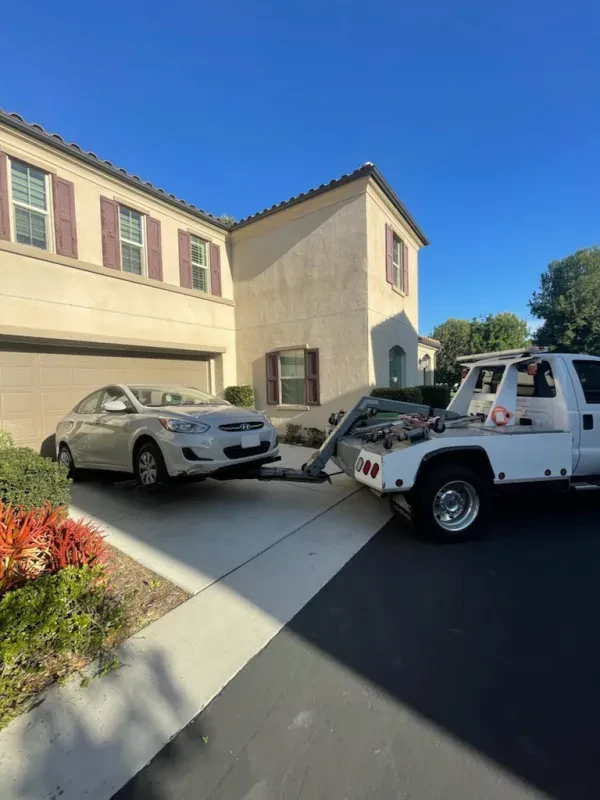 Golden Way Towing - photo 2