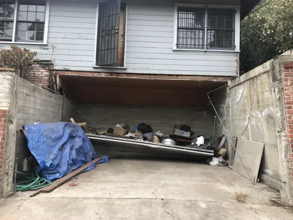 Junk Pros LLC - photo 2