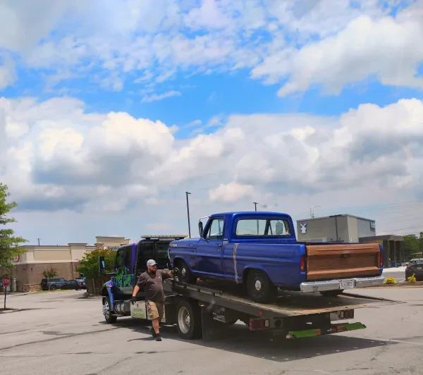 Teak's Towing & Recovery - photo 4