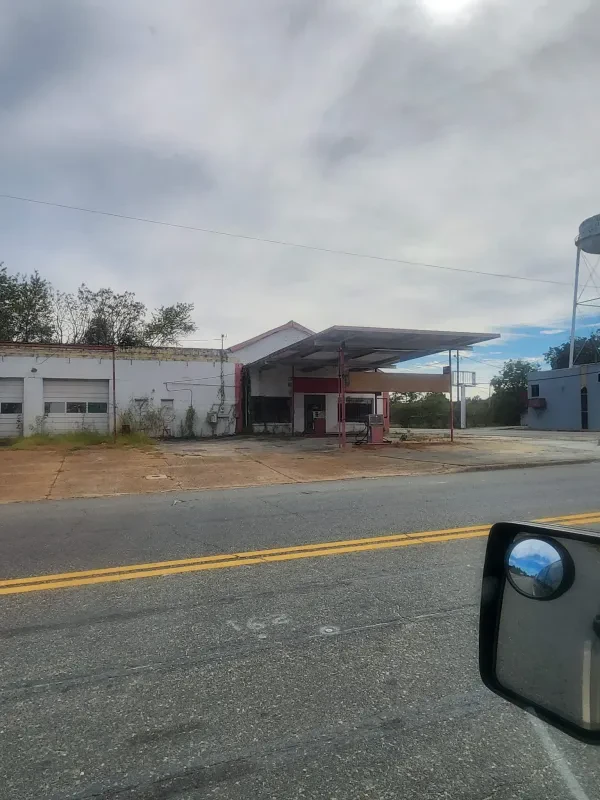 Malone Auto Parts - photo 2