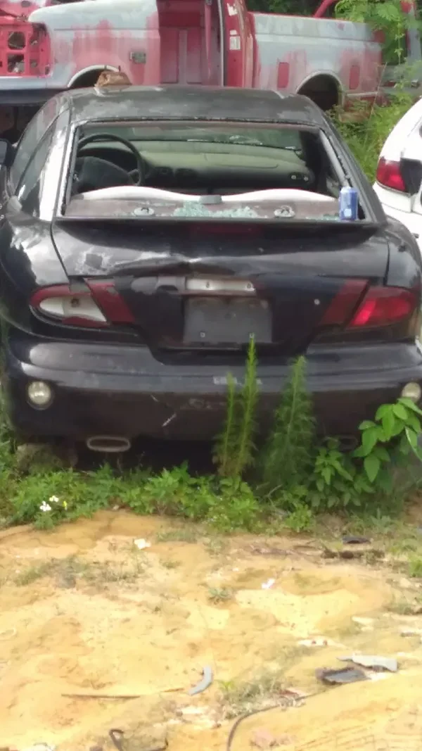 Mike Jones Salvage Yard - photo 3