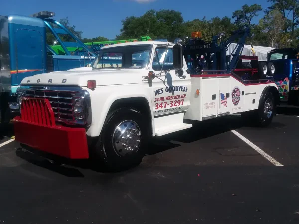 Truck and Auto Clinic - photo 2