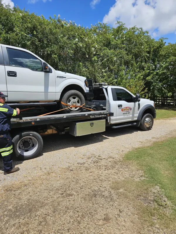 Taylor Automotive and Towing - photo 4