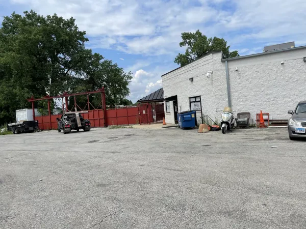 S & S Towing - photo 4