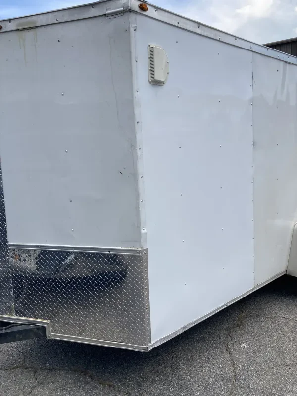 Ronnie's Hitches & Trailers - photo 2