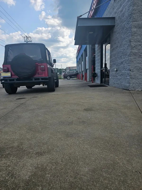 Express Oil Change & Tire Engineers - photo 4