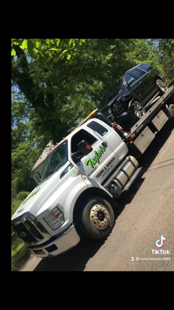 Taylor's Towing & Wrecker/Tire & Auto Repair - photo 2