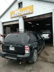 Wayne's Auto Repair & Towing