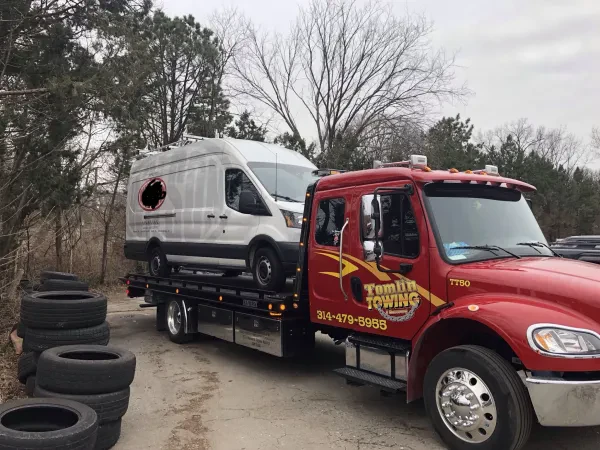 Tomlin Towing & Recovery - photo 2
