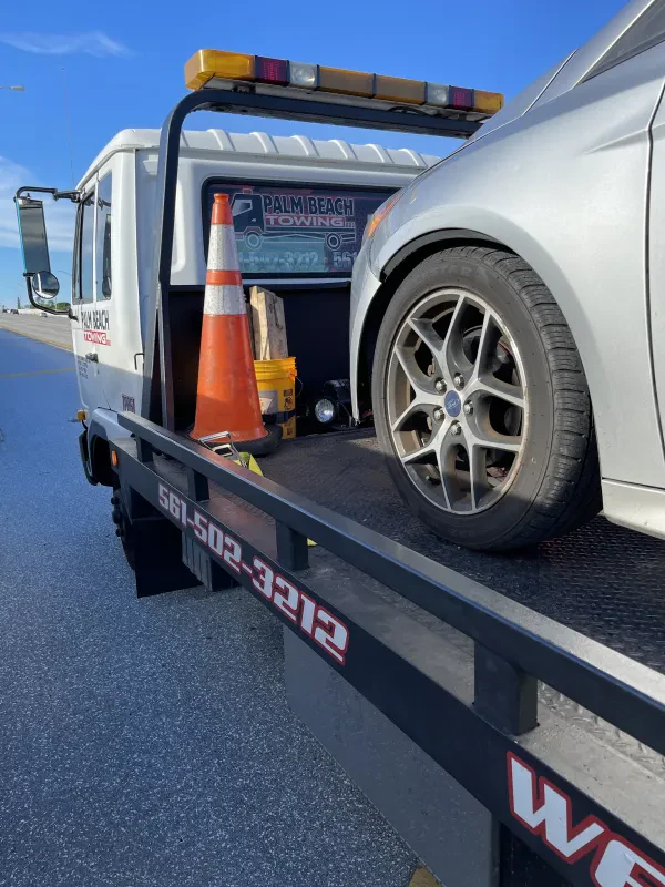 Palm Beach Towing LLC - photo 4