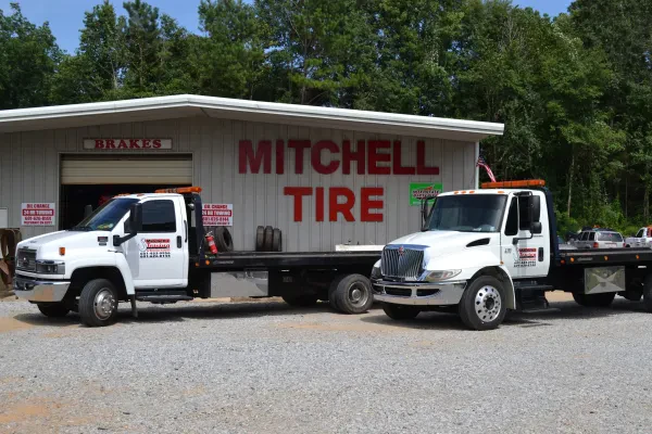 Mitchell Tire and Wrecker Service - photo 3