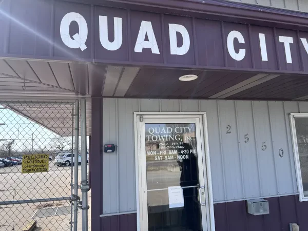 Quad City Towing - photo 4
