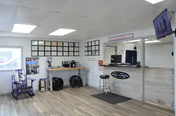 Mounce Automotive - photo 2