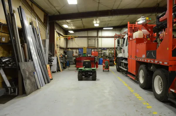 Guy's Towing and Service - photo 3